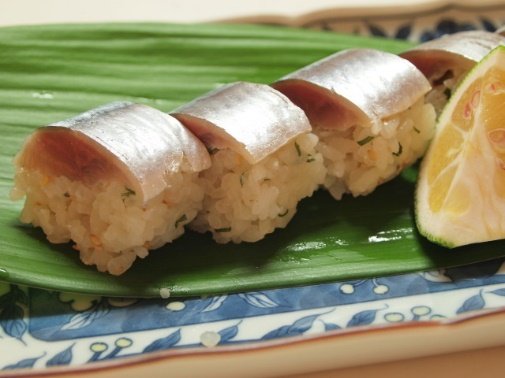 秋刀魚の棒寿司