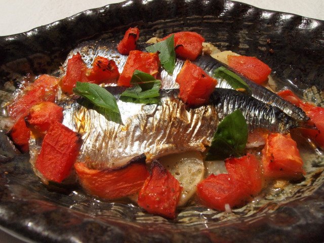 いわしとじゃがいもの重ね焼きレモン風味